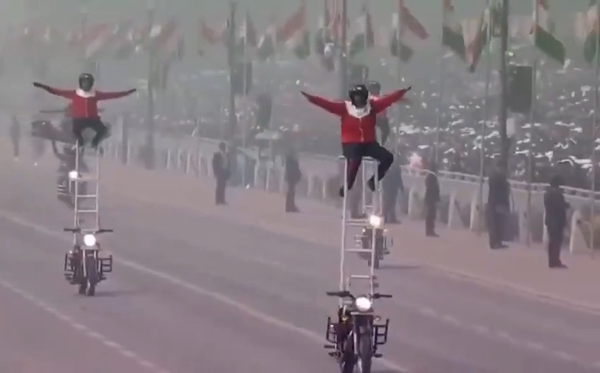 India is preparing for war with Pakistan. As you can see, they're fully prepared for modern combat... #india #pakistan #curry #war #hindu #islam #spinning #spinners #spinner #motorcycle