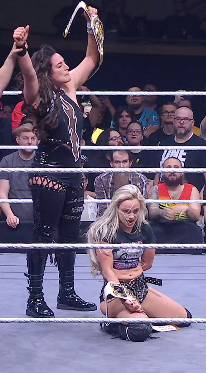 It was a successful trip to NXT for LIV Morgan and Raquel! 👏 #WWENXT