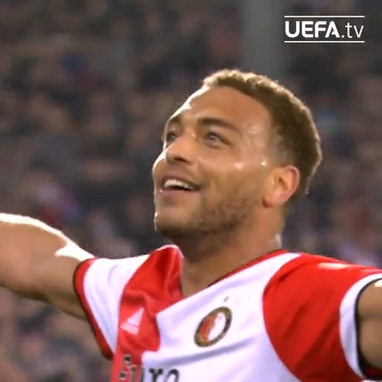 This Feyenoord goal 😮💨 Sinisterra's assist & Dessers' finish #OTD in 2022 😤 #UECL