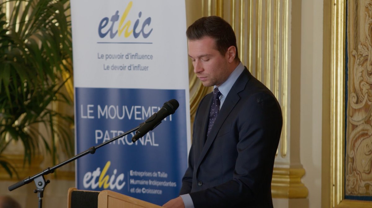 Nous demandons la suspension du Green Deal, qui sacrifie notre industrie. « Produire » ne doit plus être un mot suspect. « Produire, produire, produire », ce devrait être le mot d’ordre d’un ministre de l’Économie français. ETHIC