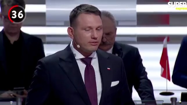 ‼️ Magda Biejat zapytała Mentzena o aborcję. Próbował odeprzeć atak opisem sytuacji z Oleśnicy, na co reprezentantka Lewicy była bardzo dobrze przygotowana. "Dziękuję, nie mam nic panu więcej do powiedzenia" i odeszła zostawiając lidera Konfy na środku 🔥🔥🔥