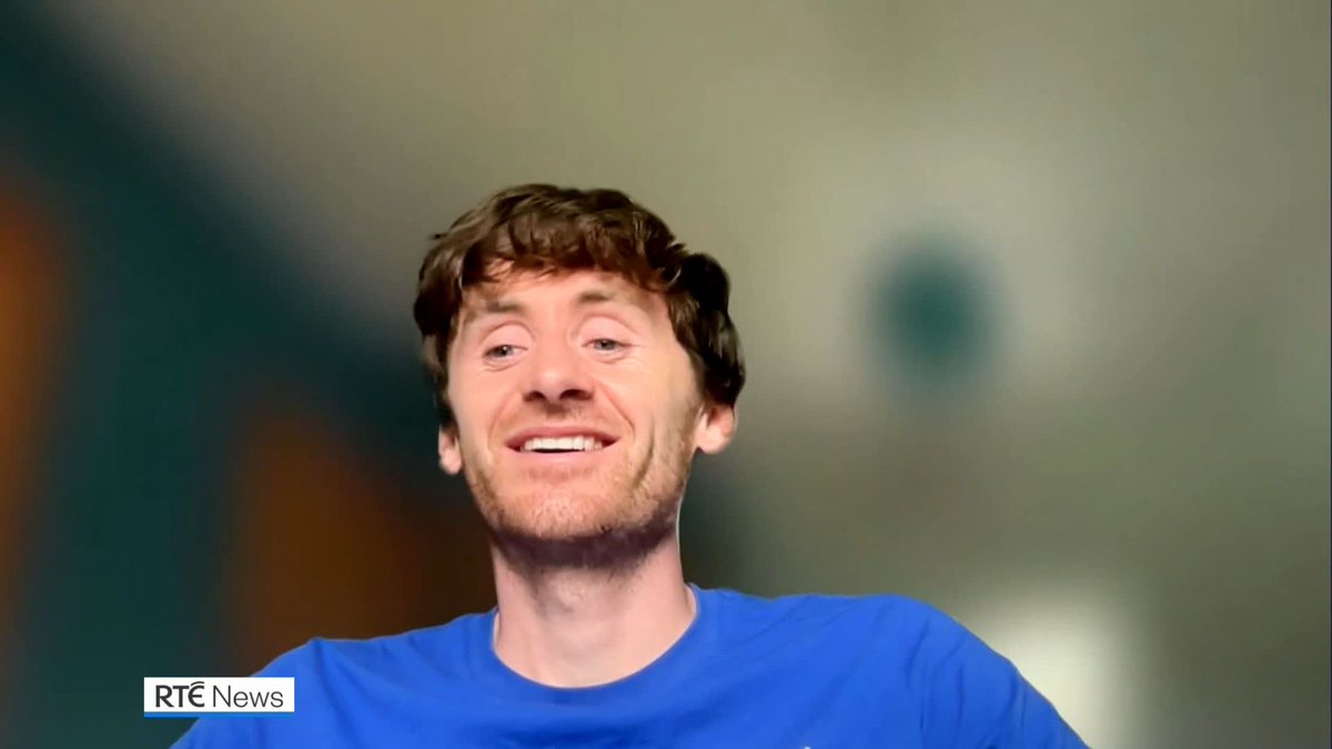 Ireland's new marathon record holder Peter Lynch describes the closing stages of the race in Dusseldorf yesterday