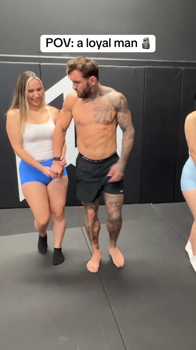 How to pick up women in 2025