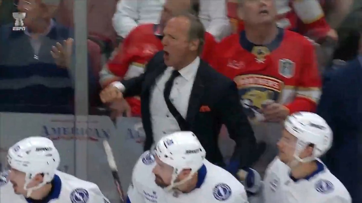 No one was more fired up for the Bolts back to back rips than Jon Cooper 🔥