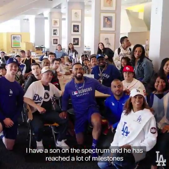 In honor of Autism Awareness Month, the Dodgers hosted a sensory-friendly workshop for children with autism. They got to meet Teoscar, Tony and Jack and made friendship bracelets and created artwork. The event was emceed by Holly Peete and was joined by our very own RJ.