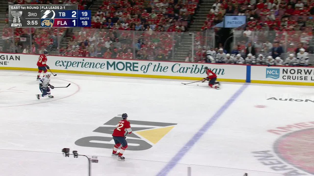 PANTHERS SCORE TWICE IN 11 SECONDS 😱 FLORIDA TAKES THE LEAD LATE IN THE THIRD‼️