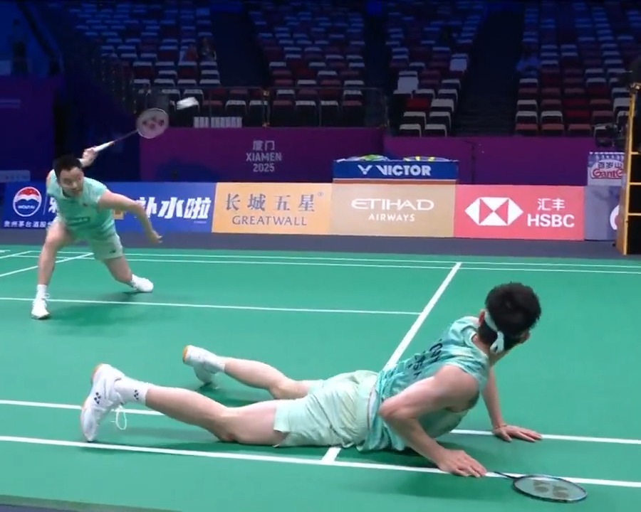 Astonishing save! 🤯 Follow live action: #SudirmanCupFinals #Xiamen2025