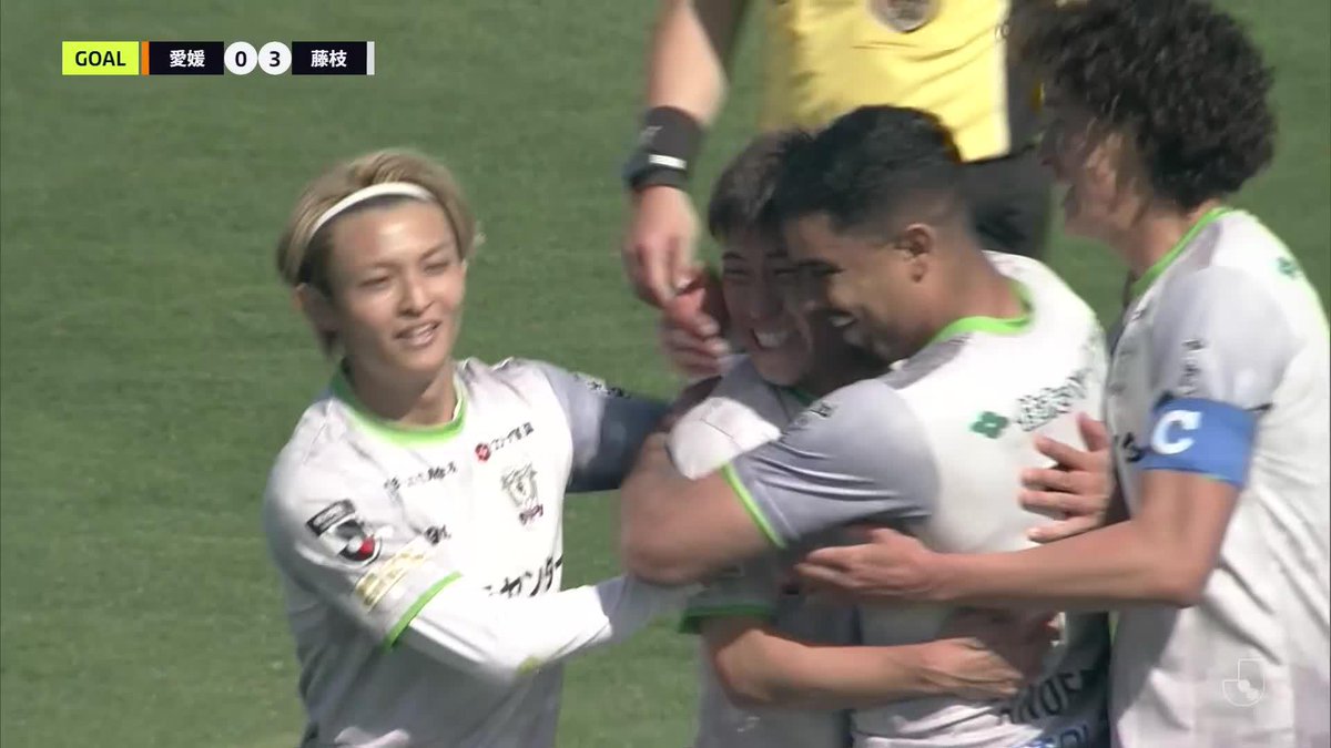 藤枝が開始20分足らずで4得点⚽️⚽️⚽️⚽️ 🎦 ゴール動画 🏆 明治安田Ｊ２リーグ 第12節 🆚 愛媛vs藤枝 🔢 0-4 ⌚️ 19分 ⚽️ 杉田 真彦（藤枝) #Ｊリーグ