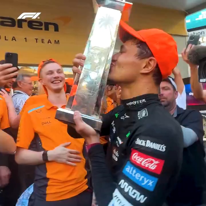 A day that'll never be forgotten 🤩 #McLaren | #MiamiGP 🏝️
