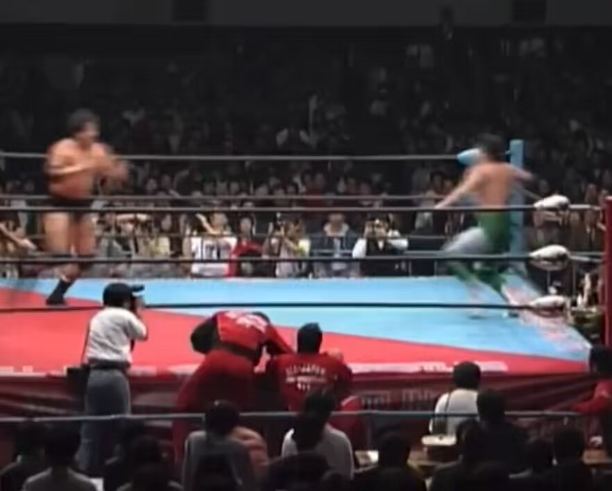 Jumbo Tsuruta &amp; Akira Taue x Mitsuharu Misawa &amp; Toshiaki Kawada. It’s a generational struggle in the Real World Tag League as AJPW continues to escalate the intensity &amp; urgency to surreal levels in the 90’s. (12.7.1990) 🌟