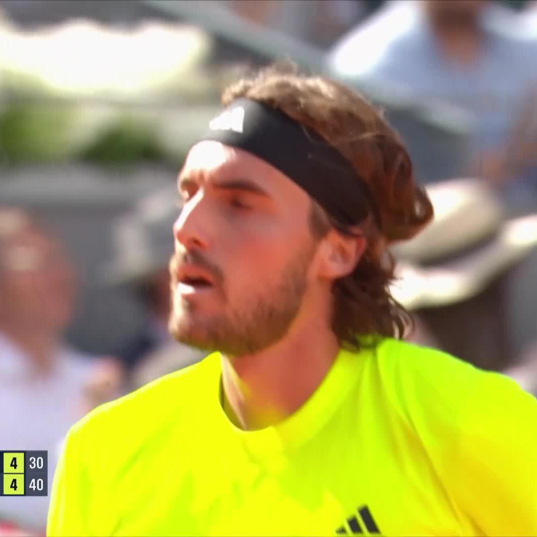 Coming up CLUTCH 💪 @StefTsitsipas #MMOpen