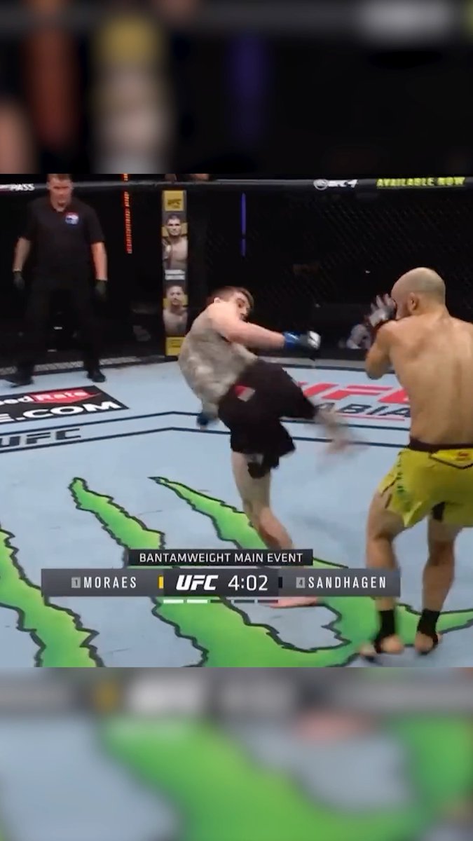 "His orbital's broke" 💀 Cory Sandhagen called out Marlon Moraes mid-fight then finished him with a spinning wheel kick 🎡 #UFCDesMoines | May 3rd | LIVE on TNT Sports and discovery+