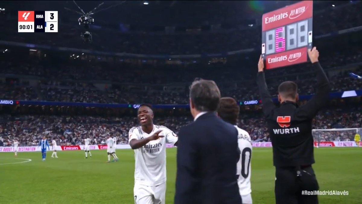 Y’aura jamais meilleure que cette vidéo jshajsvjsjdjsksjsj Il s’est embrouillé avec le temps mdrrrr