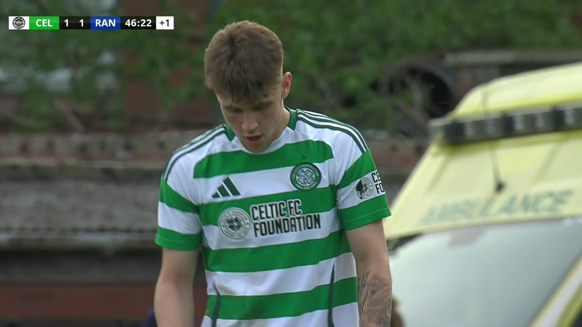 Dargie levels it up just before the break! 🔥 Celtic FC B are on level terms 🍀 Glasgow Football Association | Celtic Football Club