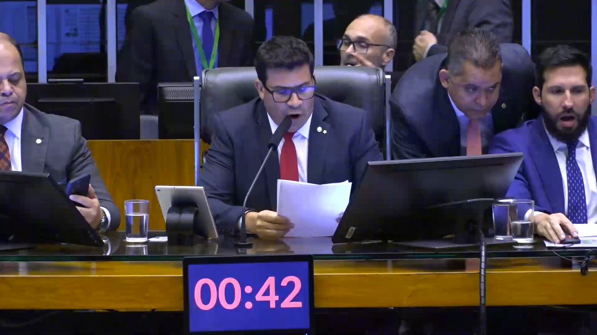 Desafio lançado petezada!