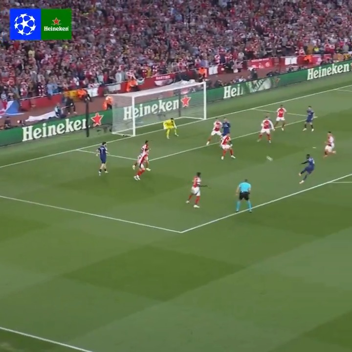 Ousmane Dembélé with the first-time finish 😮💨 Heineken | #UCLGOTD