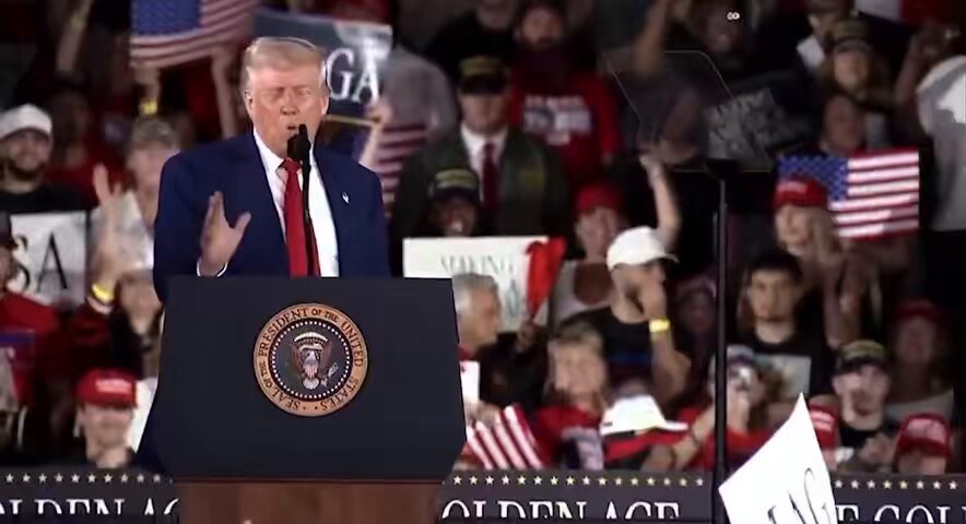BREAKING 🚨 Donald Trump does a major shout out of Stephen Miller, THE BEST Cabinet member WE ARE SO BACK 🇺🇸