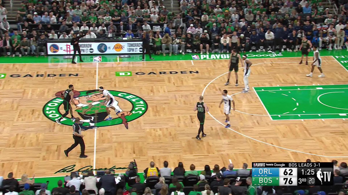 Jayson Tatum knocks down his third triple of the 3Q 🔥 Celtics pulling away in Game 5 with one quarter to go 👀