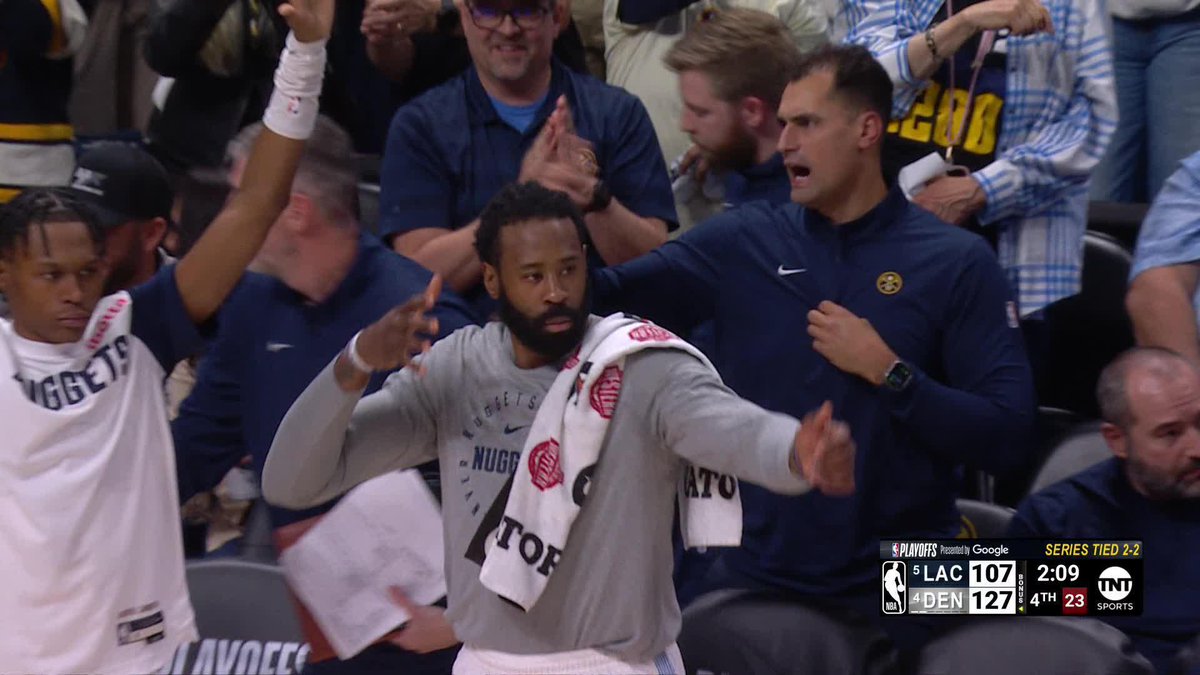 MURRAY'S UNCONSCIOUS 🤯 43 points and putting Denver on the verge of a 3-2 series lead!