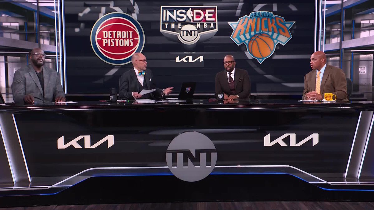 "They have really outplayed the Knicks, let's be honest" Chuck has the Detroit-New York series going 7 games 😯
