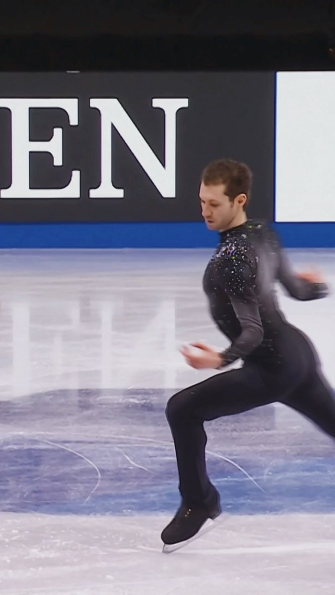 Pure artistry on ice. 🎭⛸️ Jason Brown’s Free Skate at #WorldFigure in Boston was a masterclass in emotion, elegance, and storytelling. Every movement, every note, every moment — simply magical. ✨🇺🇸 #FigureSkating #WorldFigure