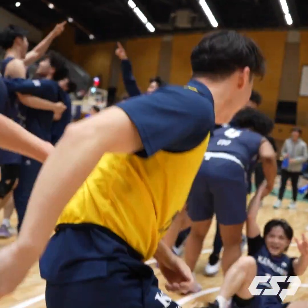 なんという試合。。。 第4Q残り24秒、4点ビハインドの場面から神奈川大学が連続得点！！ 最大28点差をひっくり返し江戸川大学に大逆転勝利🤯🤯🤯 神奈川大学男子バスケットボール部 #スプリングトーナメント #GWは大学バスケ #大学バスケ