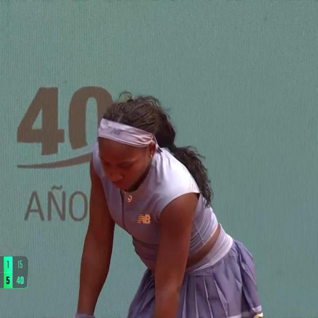 FIVE ⭐️ PERFORMANCE Coco Gauff navigates an in-form Mirra Andreeva 7-5, 6-1 for a spot in the semifinals where she will face Swiatek! #MMOPEN