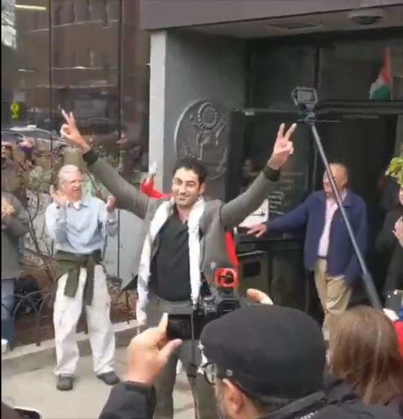 BREAKING: A judge just ordered pro-Palestine Columbia student Mohsen Mahdawi freed weeks after armed Trump DHS agents detained him at his Vermont naturalization interview.