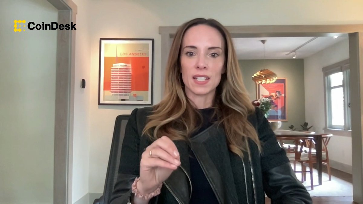 .LAMINA1's no_barkin eloquently explains the difference in tone for builders and entrepreneurs with the current administration in the White House and the opportunity it now presents Clipped from this week's Gen C podcast on all platforms