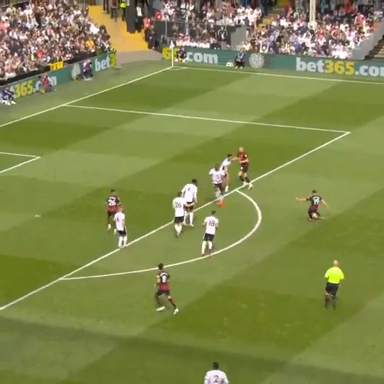 🔙 Hoy hace 2️⃣ años, ¡Araña 🕷 marcó este golazo contra el Fulham!🕷️🇦🇷