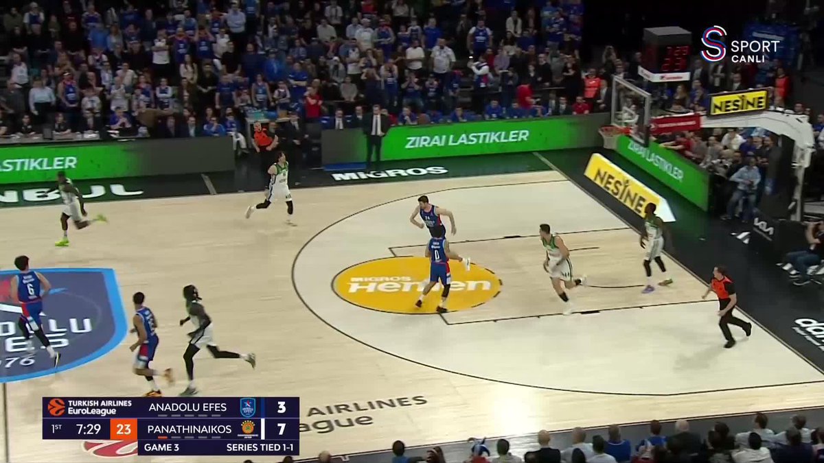 🚫 Önce Poirier'den Cedi Osman'a geçit yok, ardından Ercan Osmani hızlı hücumu tamamlıyor! 🔥