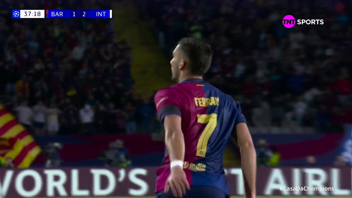BARCELONA EMPATA COM ASSISTÊNCIA DO RAPHINHA