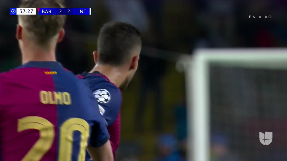 The ball from Pedri though ๐ฎโ๐จ (via TUDN USA)