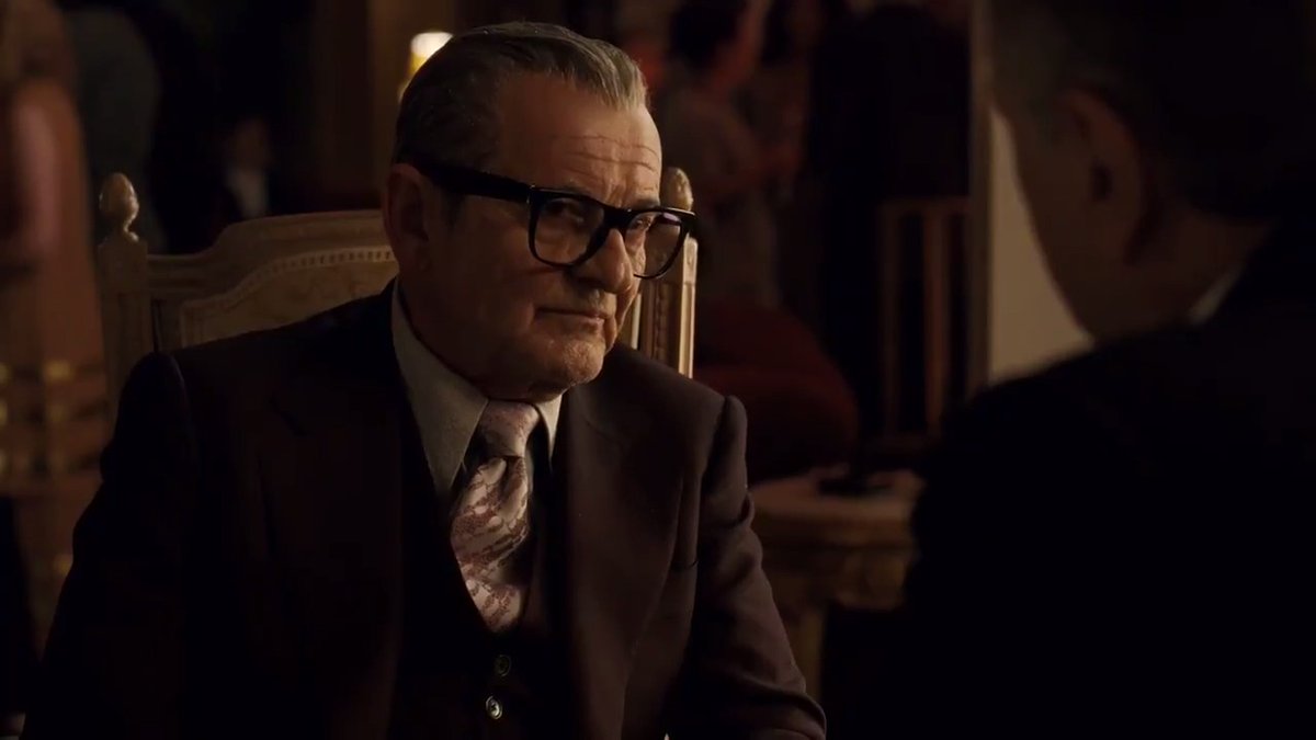 Every detail in this scene from The Irishman is flawlessly executed—chef’s kiss.