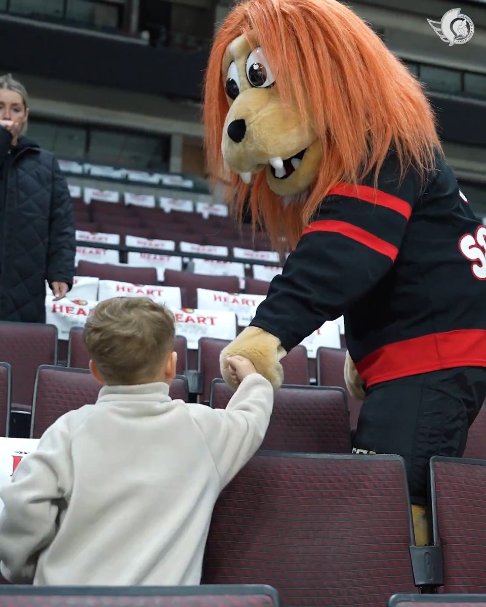 It's all hands (and paws) on deck in the playoffs! #GoSensGo 🤝 Claude Giroux 🤝 Spartacat 🦁