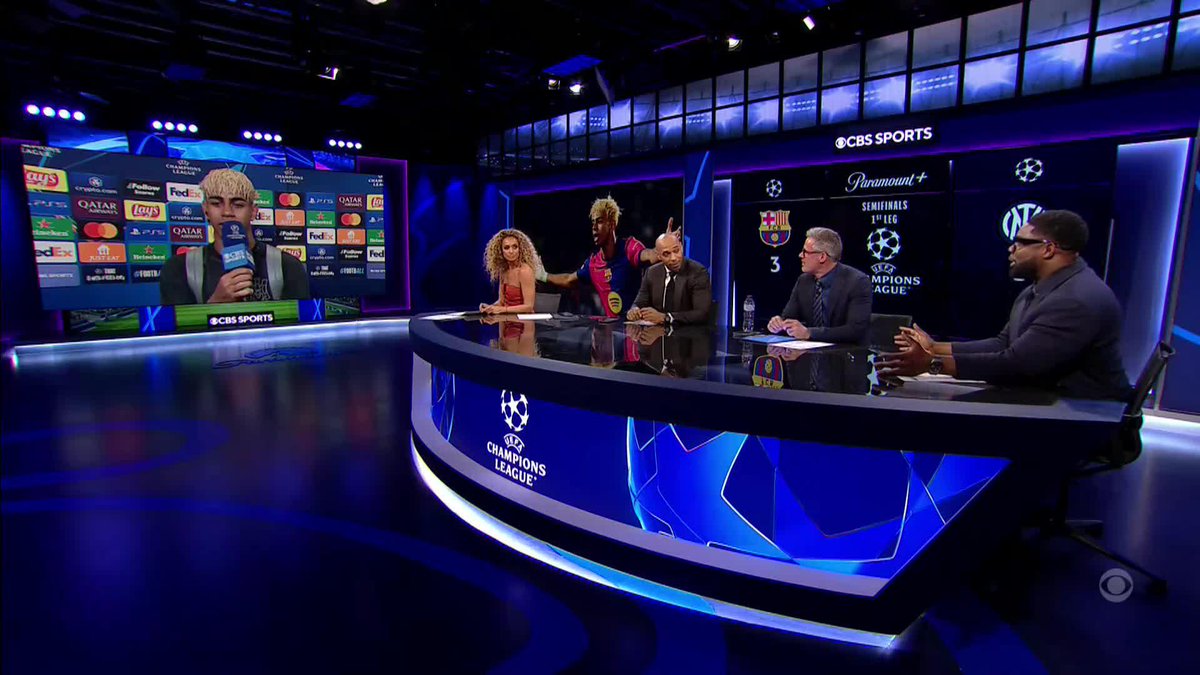 “Does he know who we are?” Micah Richards and Jamie Carragher needed to make sure 😭