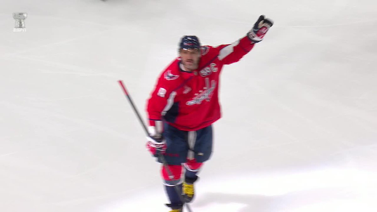 OVI ONE-TIMER OPENS THE SCORING 💥 📺 ESPN