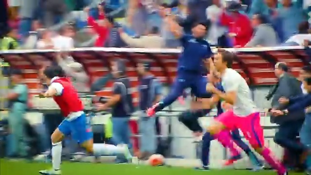 Estos momentos estarán siempre en el 🤍💙 El golazo de David Llanos, el inolvidable cabezazo del Chapa y el minuto donde nos convertimos en campeones 🌟 ¡Feliz 30 de abril! 🫂