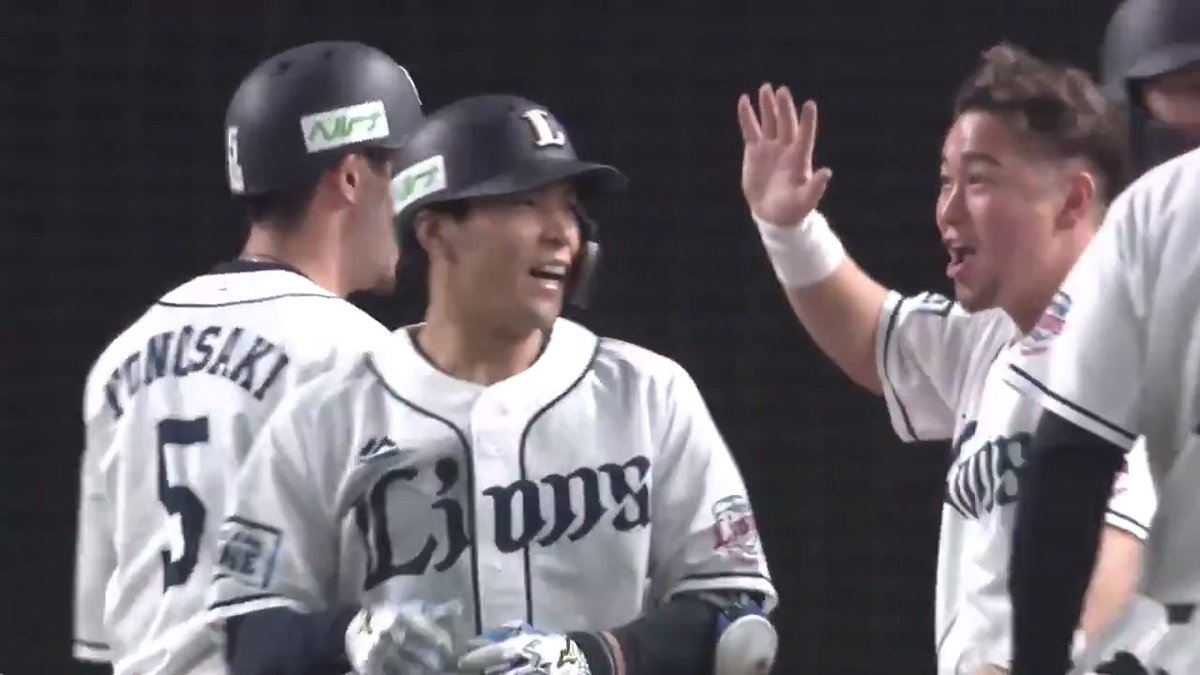 ヤクルトファンの方へ #山野辺翔 の取説的なもの ・1994年生まれの今年31歳 ・ホントに明るい性格 ・170㌢と小柄もパンチ力ある打撃 ・ファームで盗塁王の経験もある足 ・二塁 三塁 レフト等 内外野守れる ヤクルトのファンの皆さま 山野辺翔をよろしくお願いします🙇