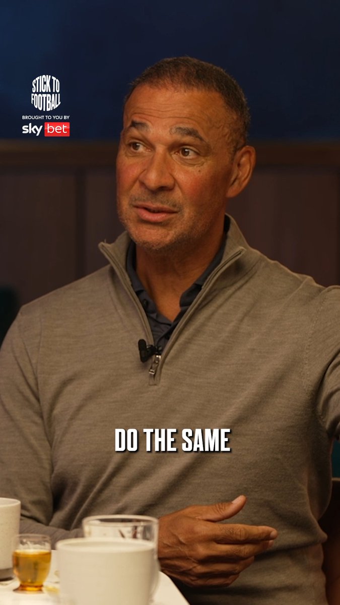🇳🇱 Stick to Football: Ruud Gullit 🇳🇱 🔵 Meeting Todd Boehly at Chelsea ⚽️ Premier League Management 🇮🇹 That Legendary AC Milan Team 🐐 Johan Cruyff &amp; Dutch Mentality 🏆 Winning The Ballon D’or Watch now on YouTube to listen on all major podcast platforms!