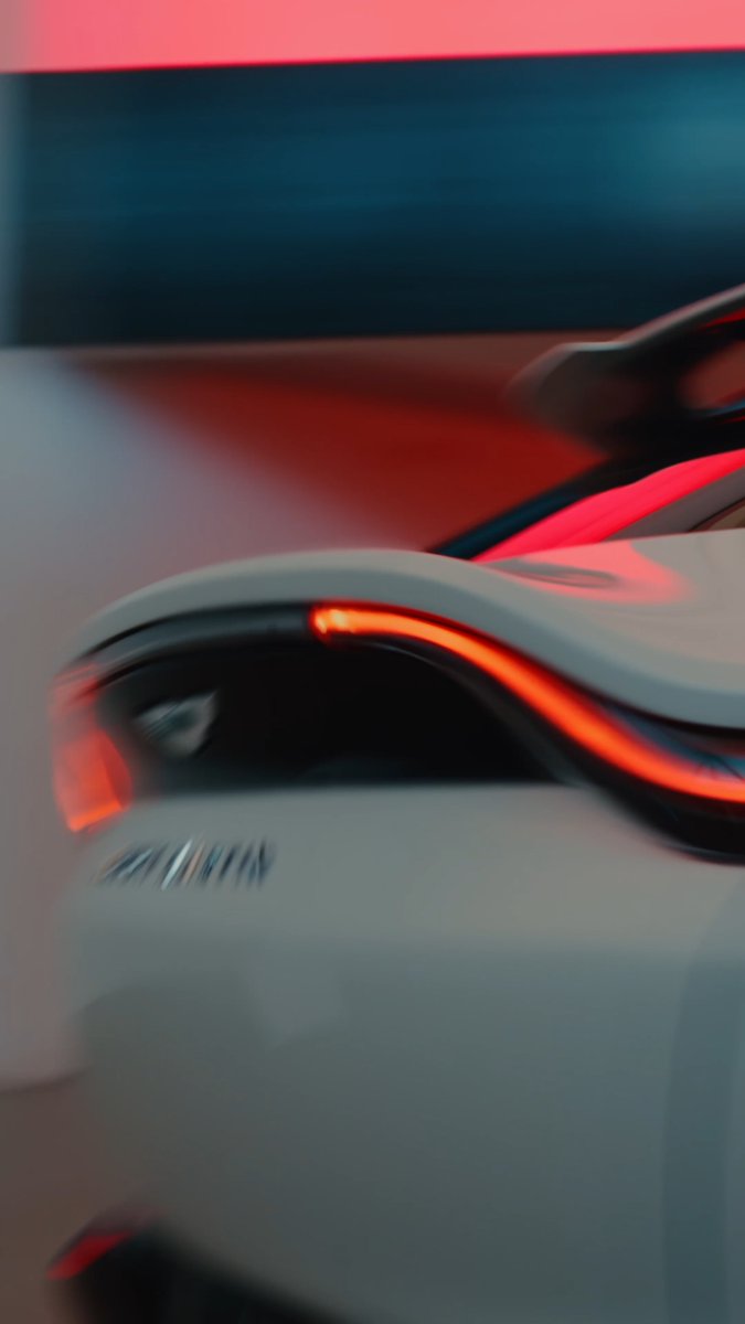 727PS. 900Nm of torque. 0-200 km/h in 11.4 secs. The fastest, most powerful SUV in its class, with the purity of an internal combustion engine. Discover DBX S: #AstonMartin #DBXS #POWERDRIVEN