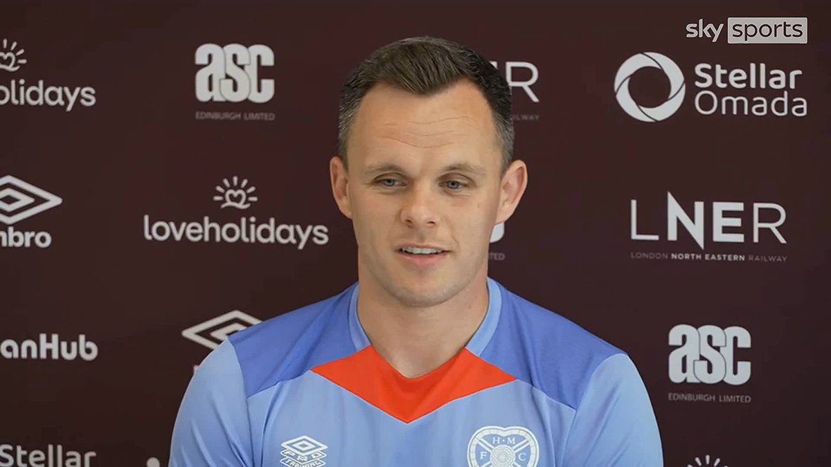 🗣️ "It didn't look great..." Hearts captain Lawrence Shankland insists he was not disrespecting Neil Critchley, when asked by Sky Sports about the head coach's sacking on Sunday 📷