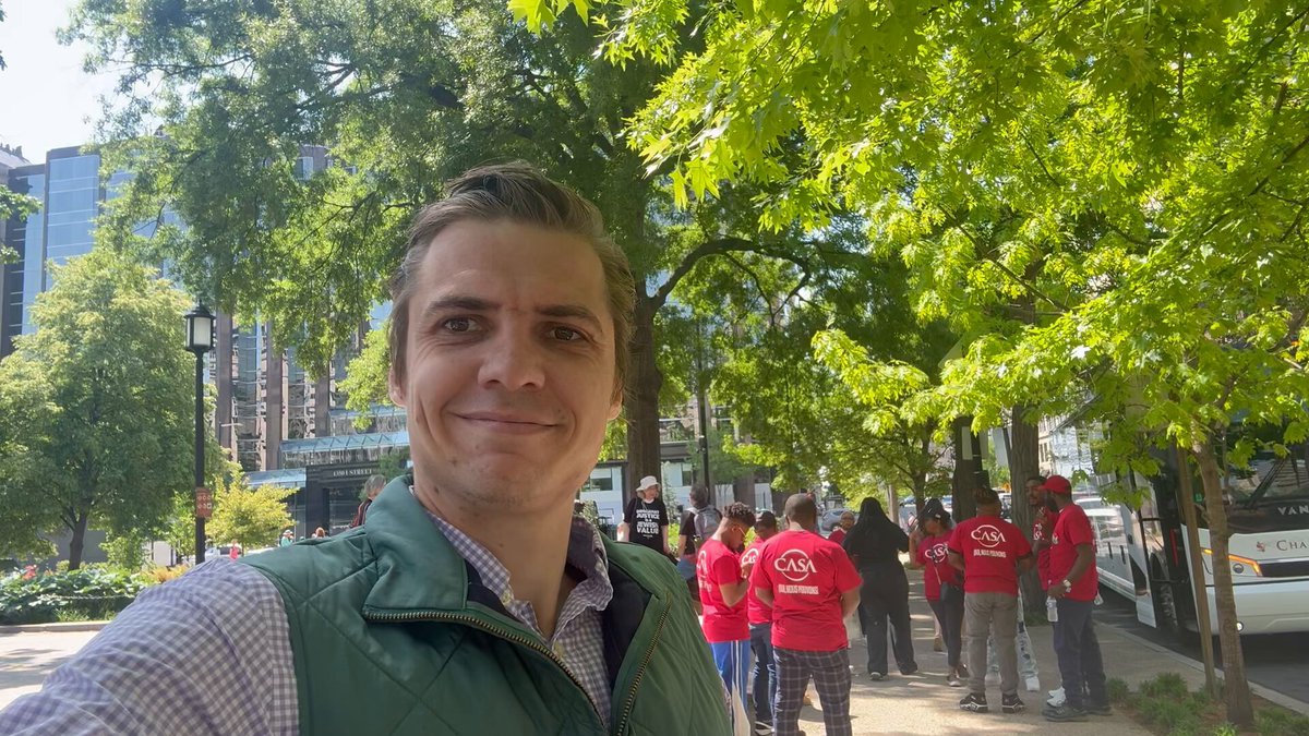 We caught the left busing anti-Trump protesters into Washington, D.C. again. Today, they're bringing in demonstrators to protest against Trump and celebrate the communist holiday, May Day. The protesters were furious when we exposed them. Stay tuned to Laura Loomer's account for the video!