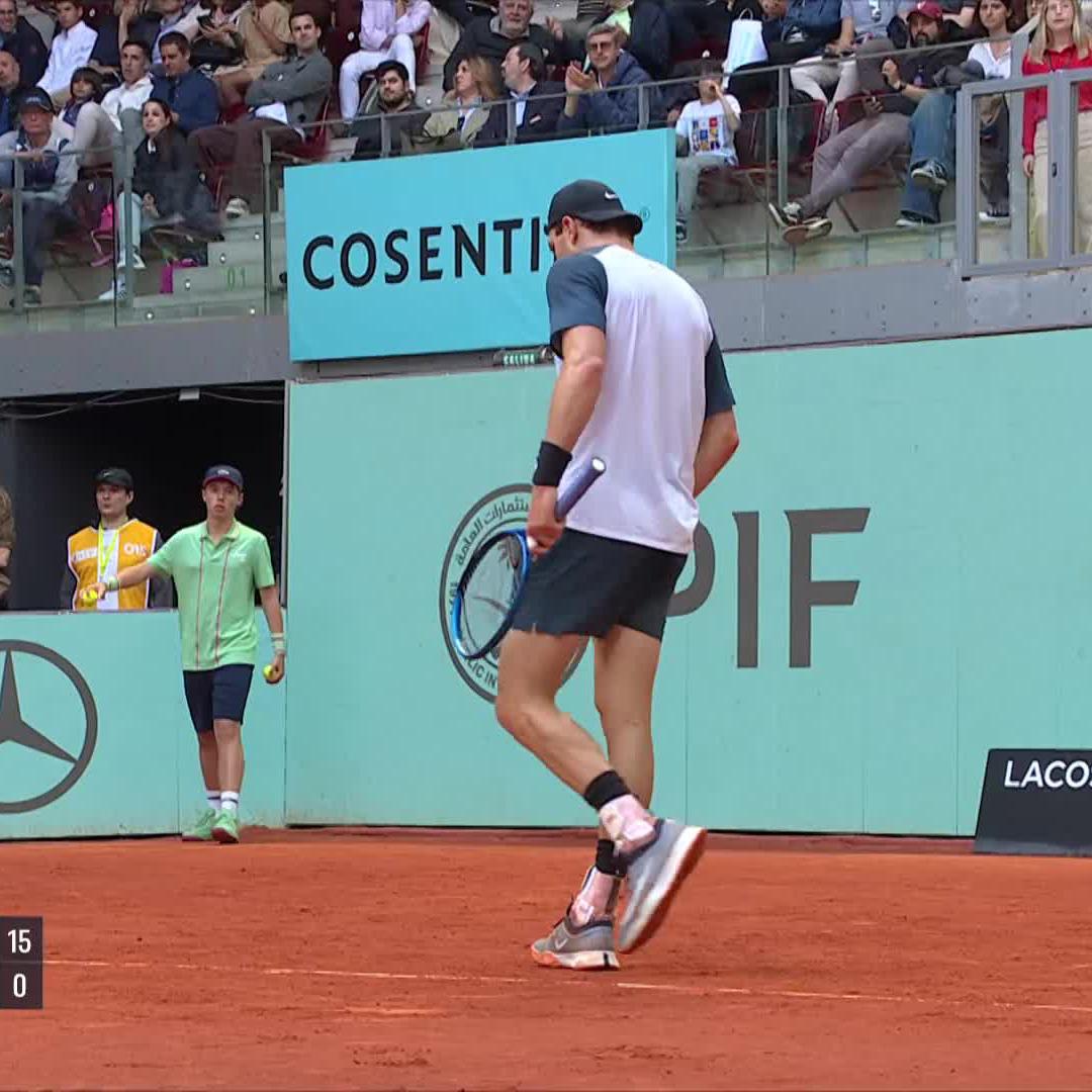 This is just silly now 😳 jack draper takes the first set 6-0 over Arnaldi in 25 minutes! #MMOpen