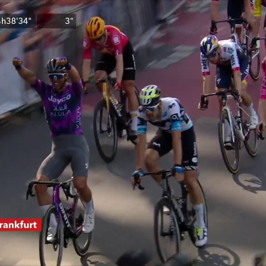 📊🏆 Michael Matthews has now won at least once in 15 different seasons as pro, triumphing today at 🇩🇪 Eschborn-Frankfurt. Very few cyclists have achieved 15. Only 1 winless season (2021) prevents him from forming longest winning streak among active pros.