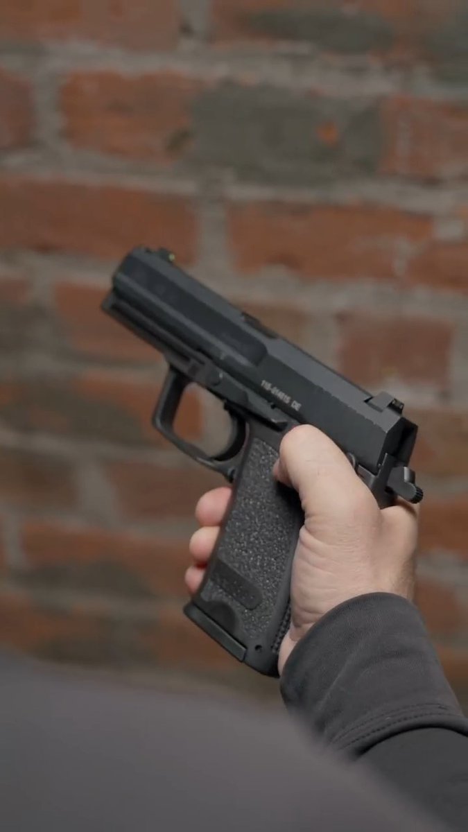 The P8 A1 has a unique configuration specifically for the Bundeswehr, including translucent magazines, a reversed safety/decocker lever, and the ‘S’ and ‘F’ letters are printed on the frame instead of onto the lever. The P8 A1 also has a traditional lands-and-grooves barrel instead of a polygonal barrel.