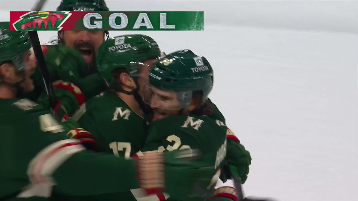 WILD TIE IT UP RIGHT BEFORE INTERMISSION 🚨 📺 ESPN