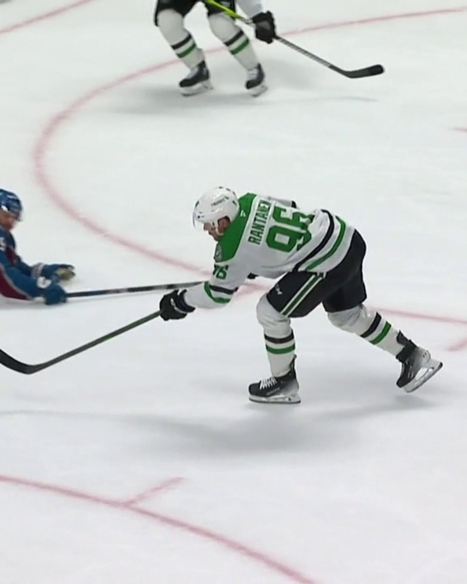 DALLAS SCORED 4️⃣ TIMES IN THE SECOND PERIOD TO PULL AHEAD 🔥 Mikko Rantanen and Roope Hintz each have four points 😳