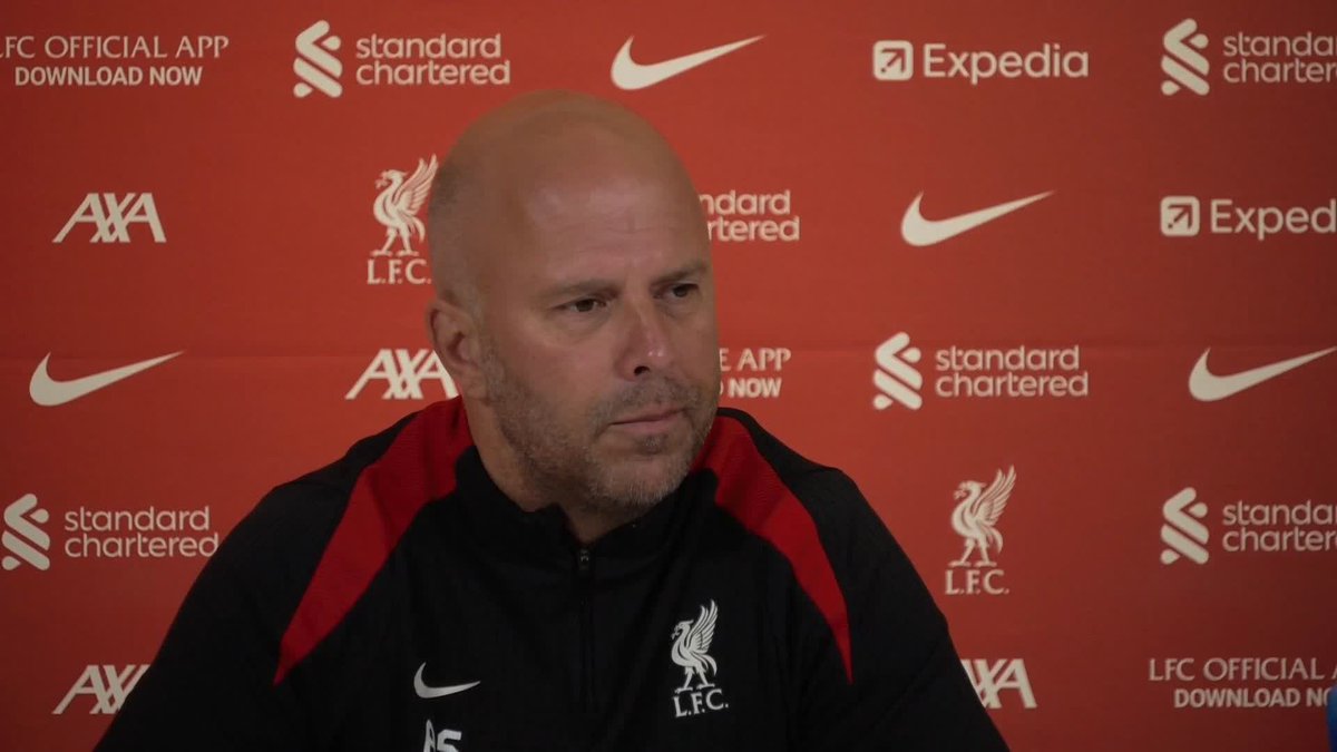 🗣️ "Now you are part of history" Arne Slot reveals the message he received from Jurgen Klopp after Liverpool claimed the Premier League title 🏆