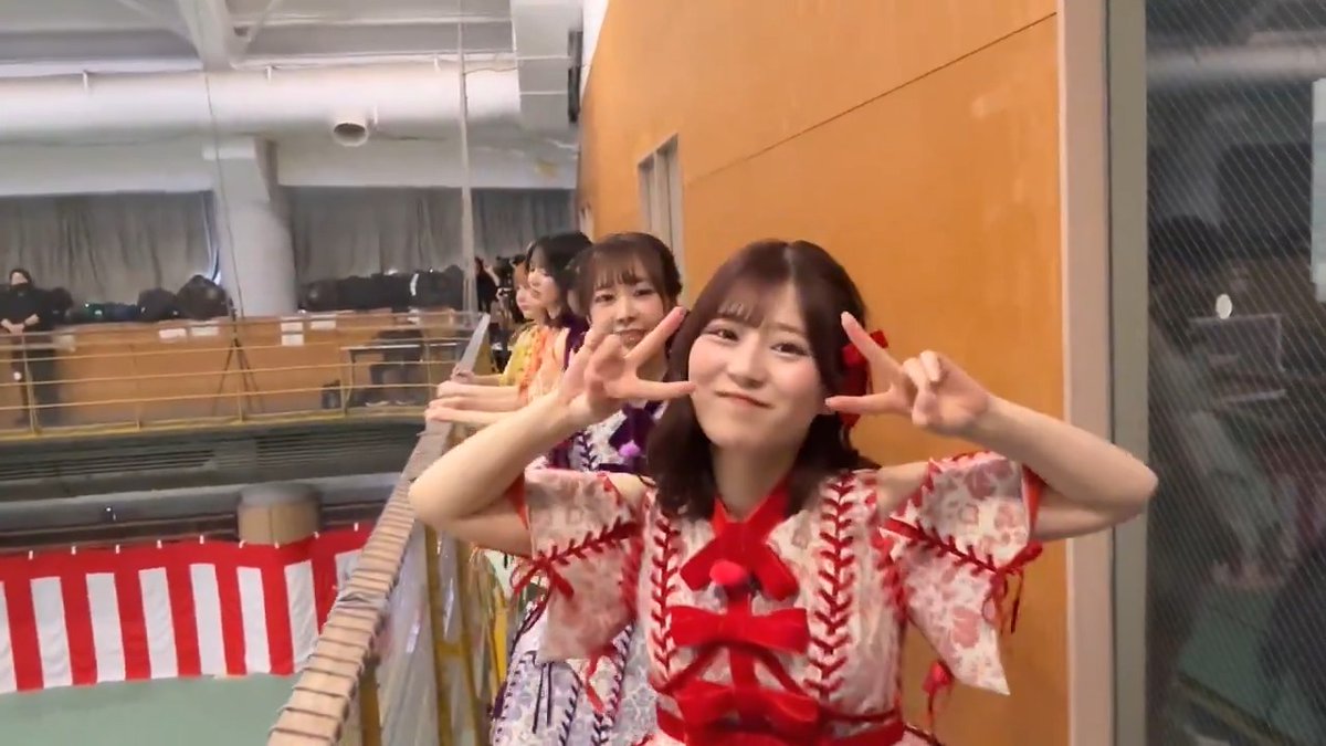 #ちょめでたTV 舞台裏カメラ🎥 サプライズ直前の #FRUITSZIPPER から意気込みを一言ずつ🎀 FRUITS ZIPPERの超めでたいさぷらいずTV🎉 アベマで無料配信中📺 FRUITS ZIPPER【Official】